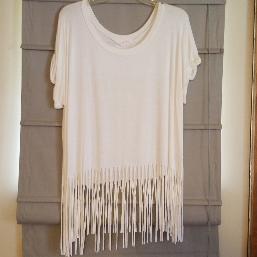 **CUTE** cream top with cotton fringes ADORABLE
